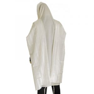 White sepharadi thick knot tallit